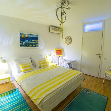 Yellow Lily Mostar Apartman Exterior foto
