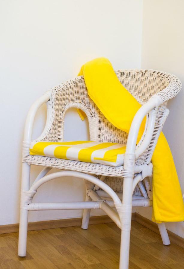 Yellow Lily Mostar Apartman Exterior foto